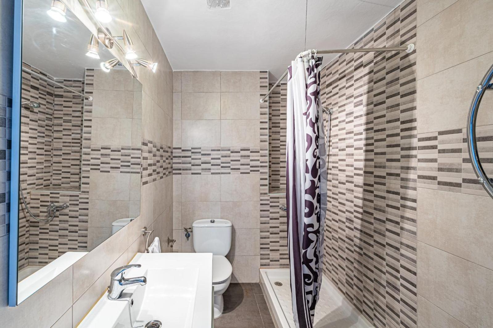 Hostal Ocana Манільва Екстер'єр фото