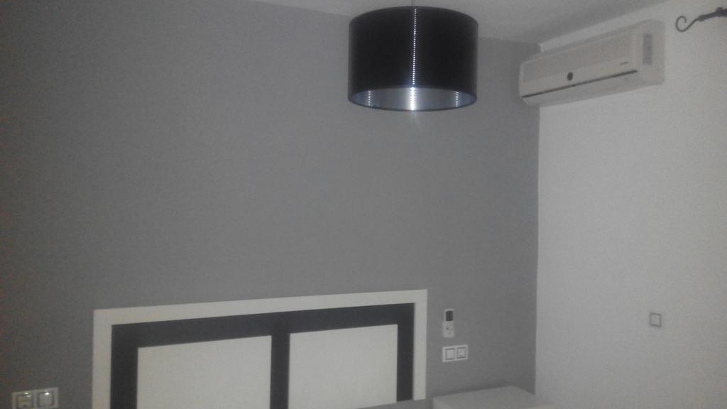 Hostal Ocana Манільва Екстер'єр фото