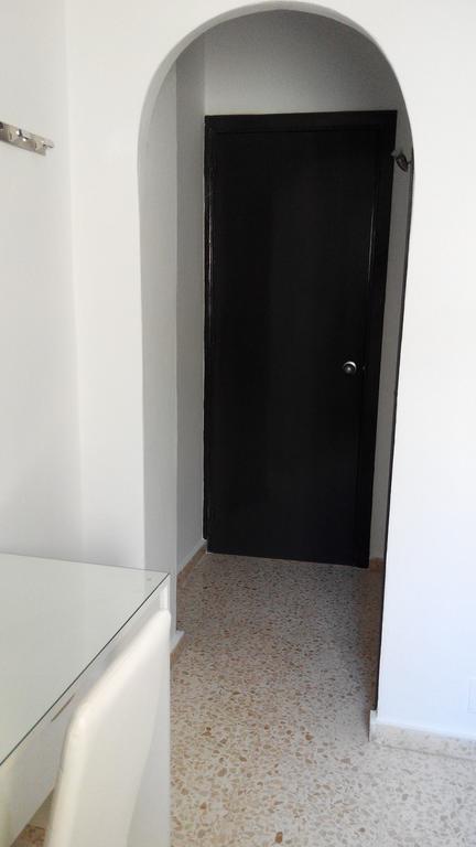 Hostal Ocana Манільва Номер фото