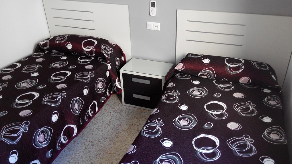 Hostal Ocana Манільва Номер фото