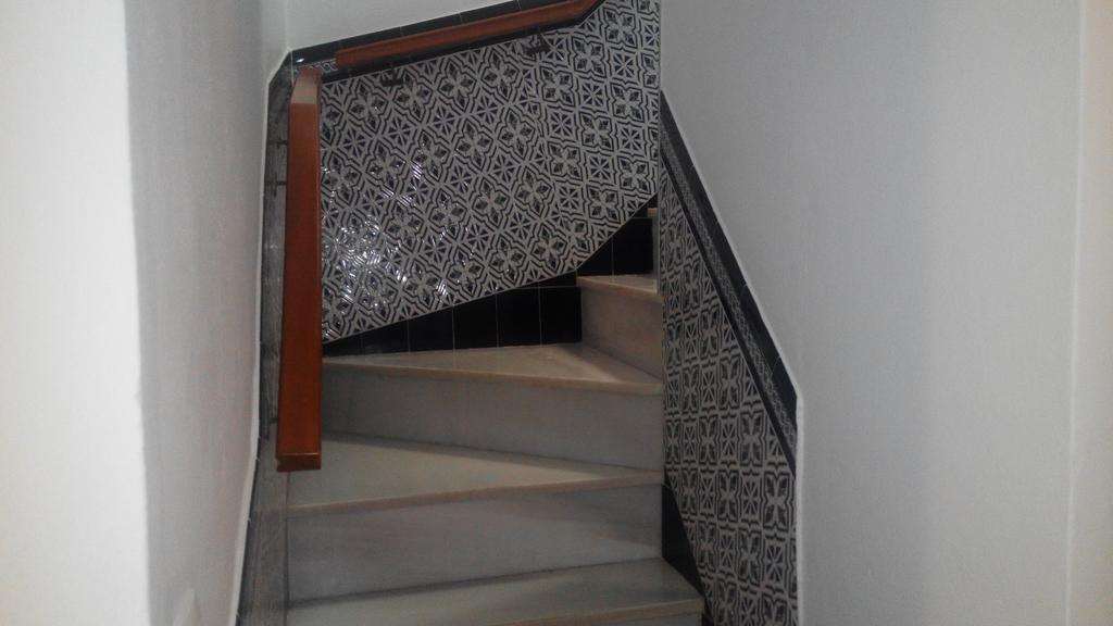 Hostal Ocana Манільва Екстер'єр фото