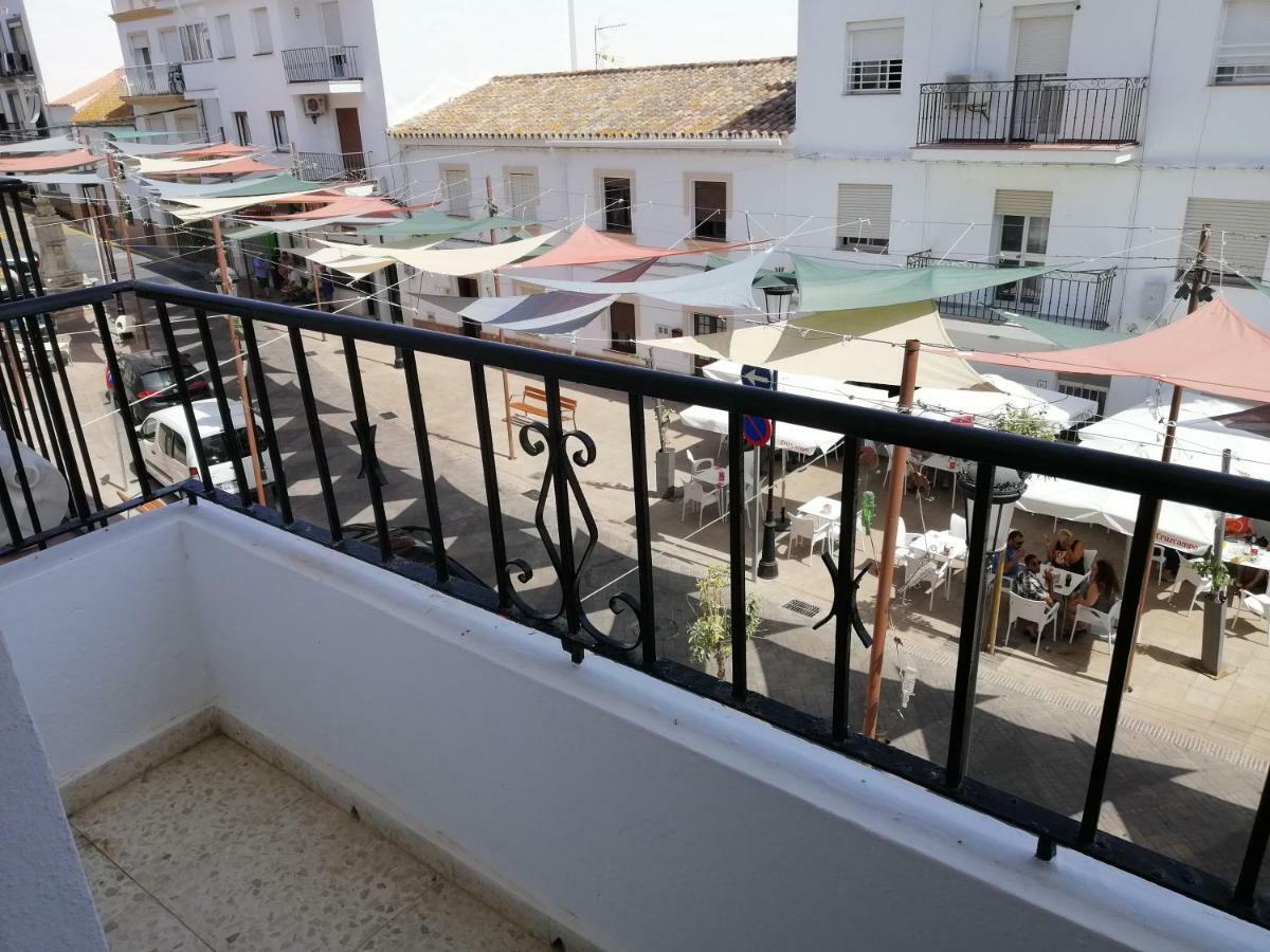 Hostal Ocana Манільва Екстер'єр фото